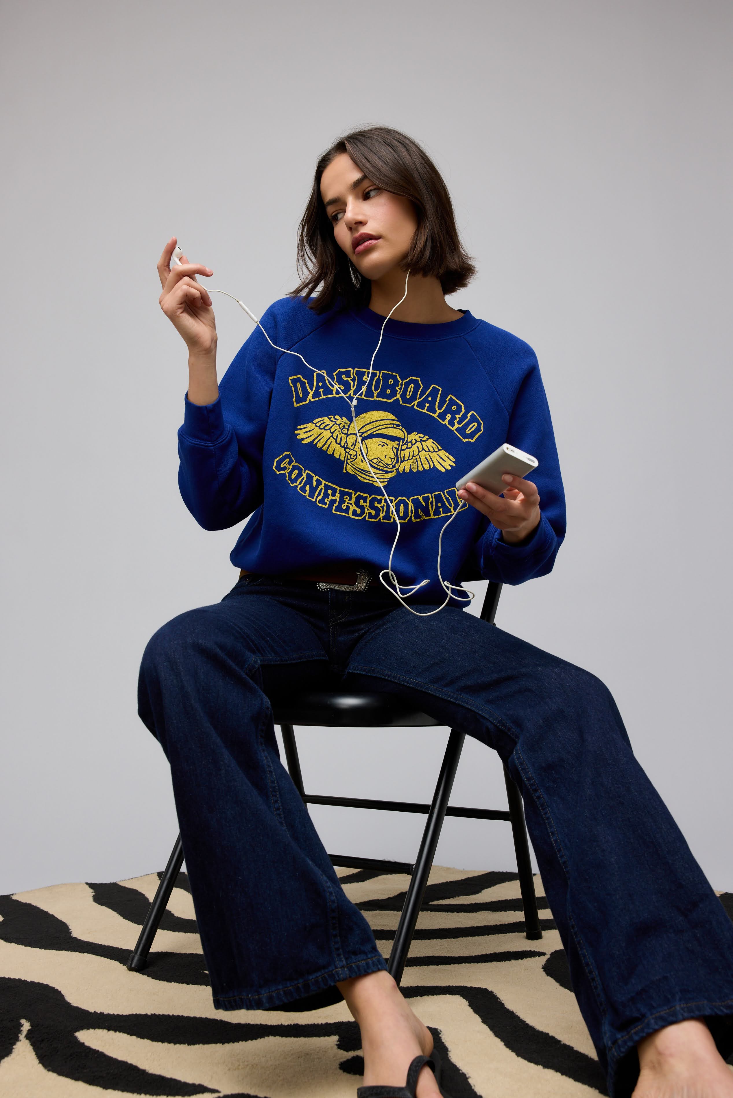 Dashboard Confessional Paceman Shrunken Raglan Sweatshirt - Image 10