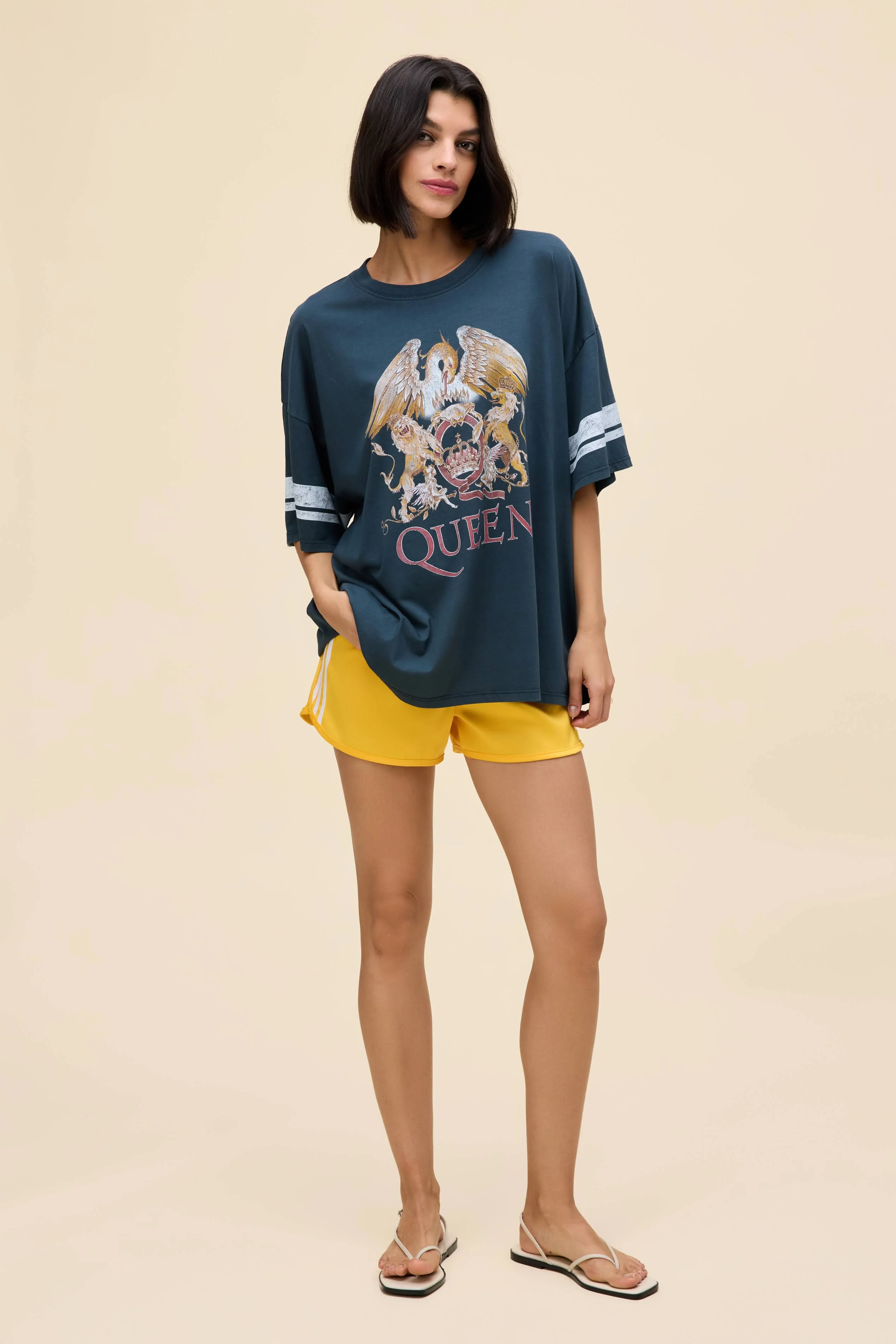 Queen Varsity Crest OS Tee - Image 4