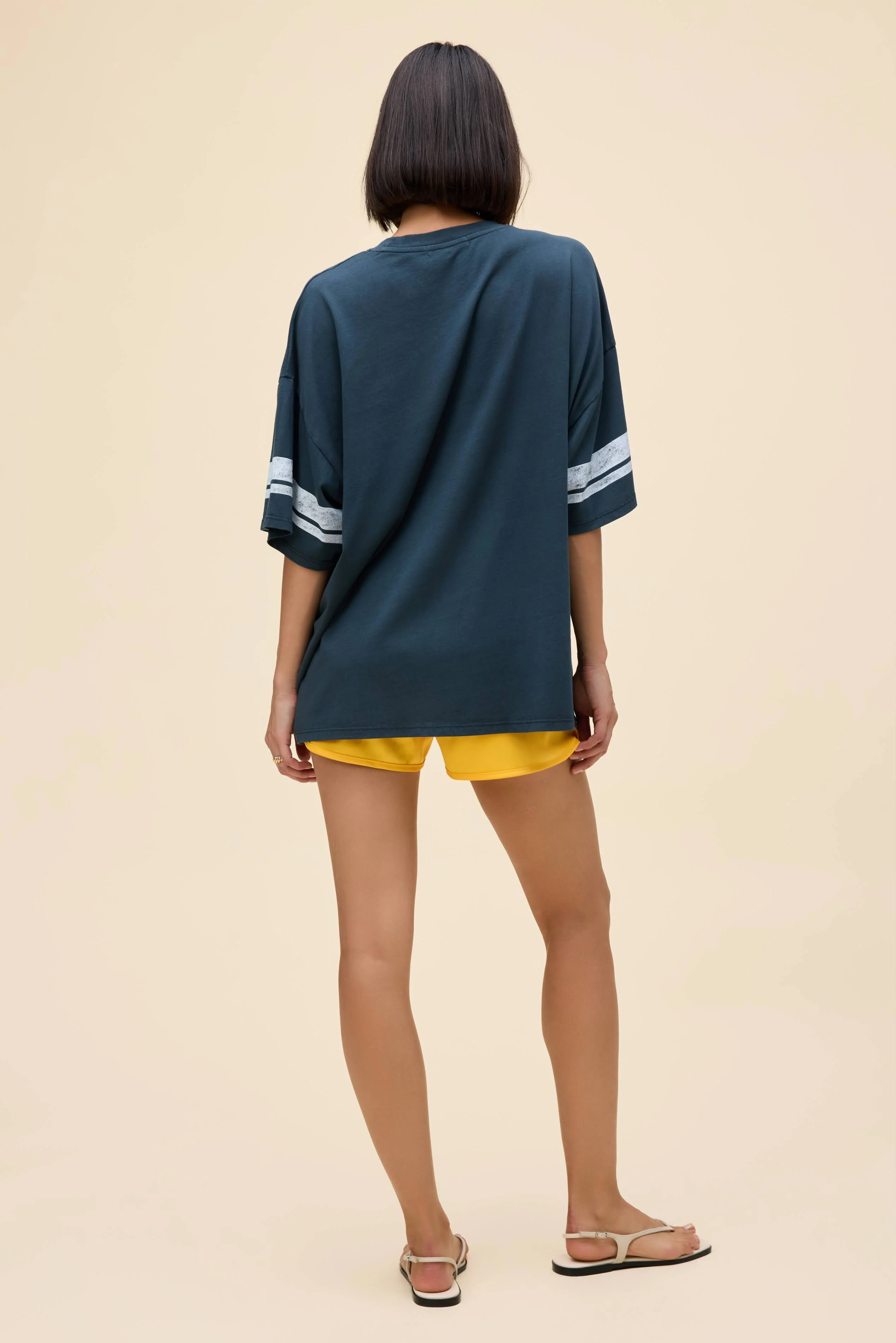 Queen Varsity Crest OS Tee - Image 5