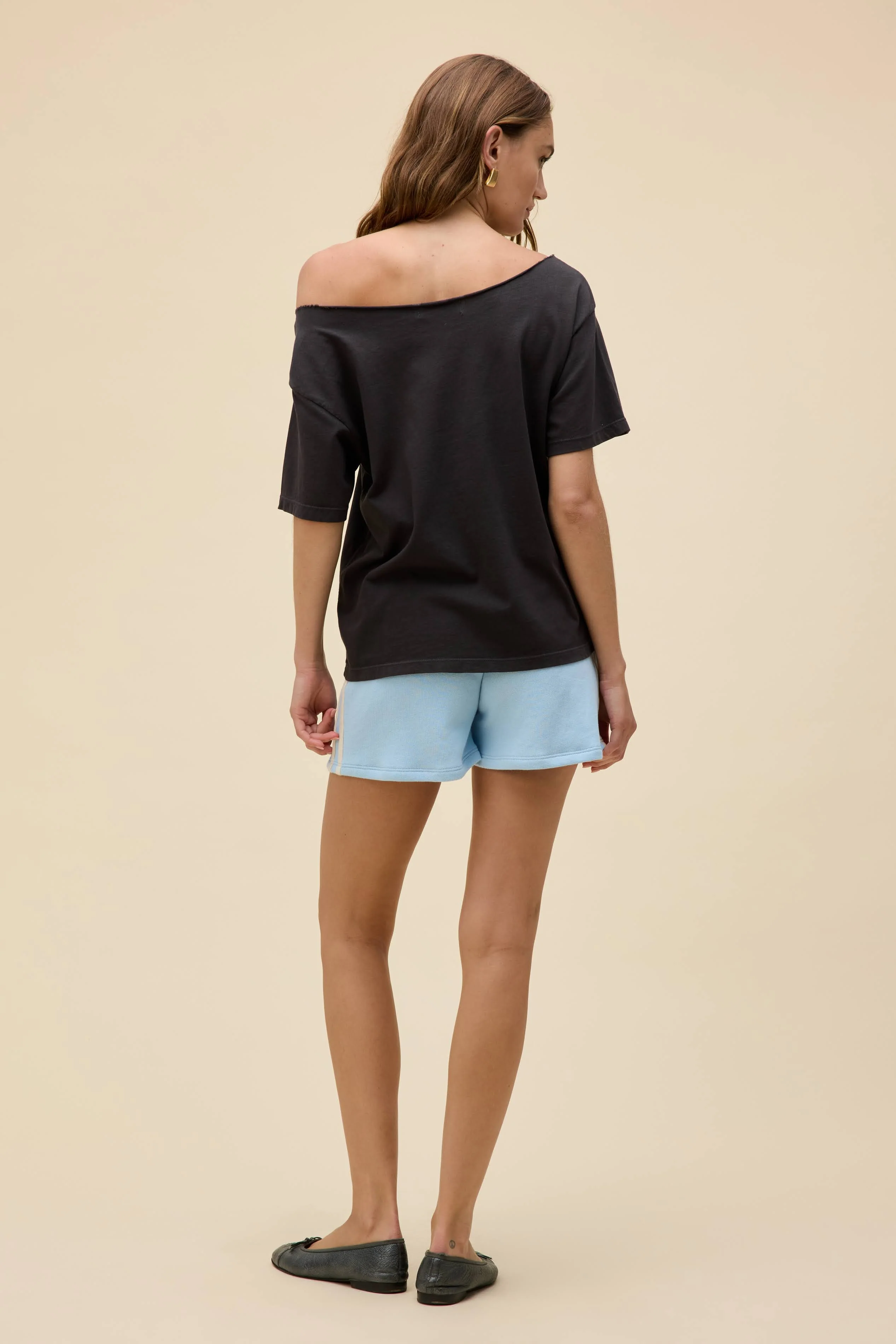Solid Off-The-Shoulder Tee - Image 4