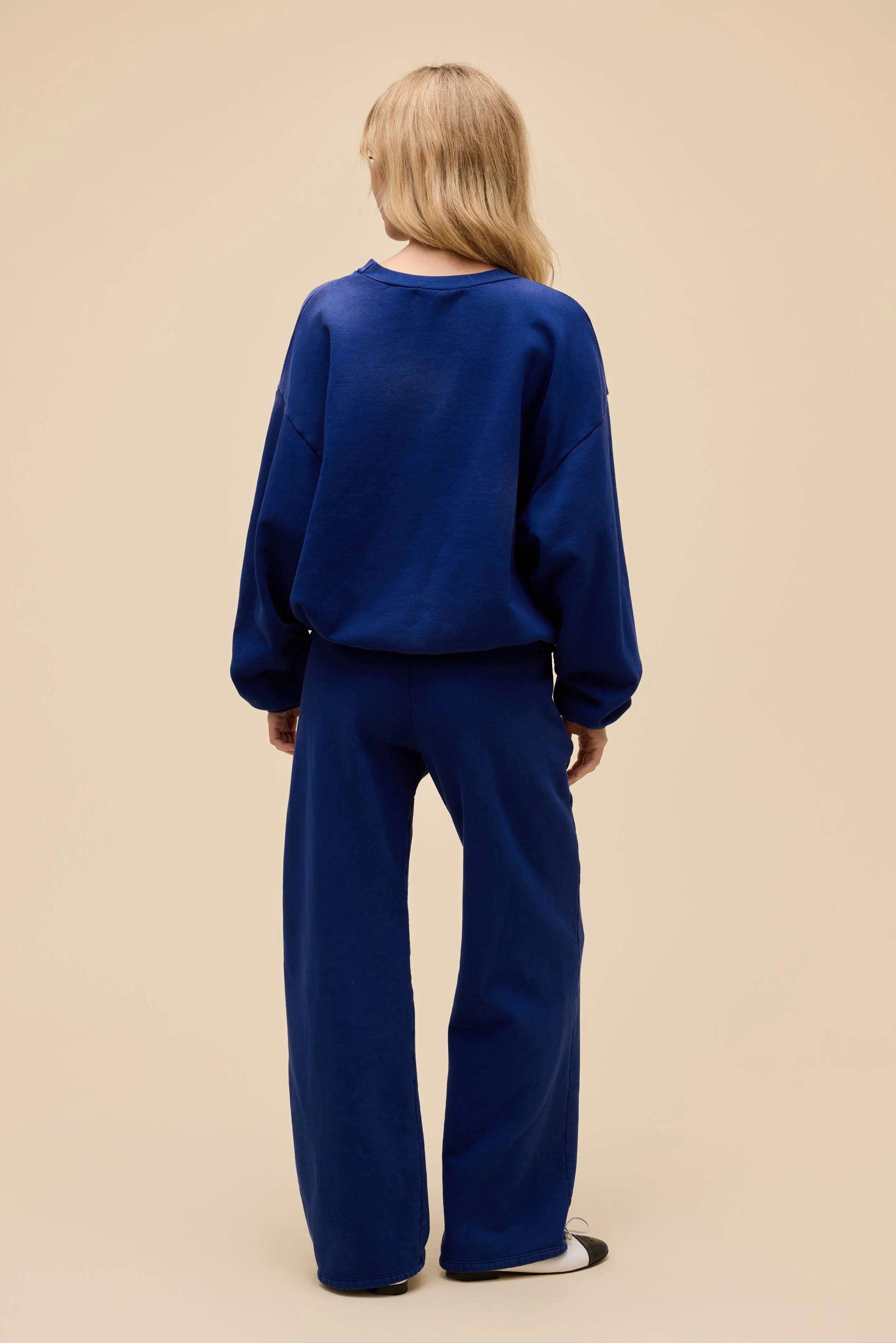 Solid Oversized Crew Sweatshirt - Image 3